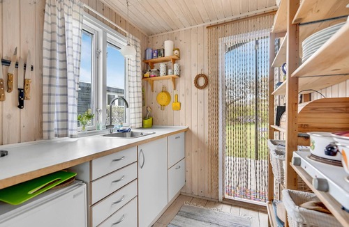 Skanderborg House | Cozy home in Skanderborg with kitchen