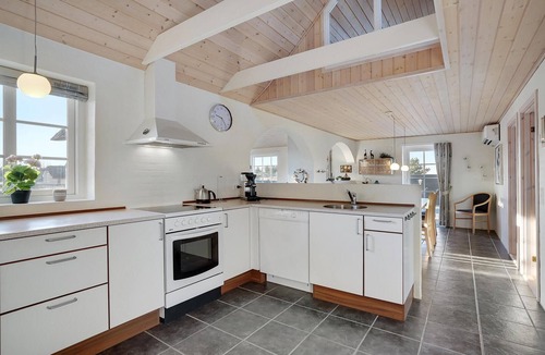 Skjern House | Cozy home in Skjern with sauna
