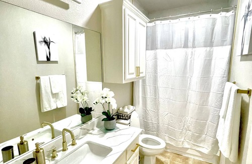 Southhampton Hills House | Cozy Home in South Austin with a Grill - 15 min from Downtown