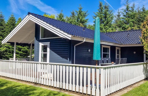 Spøttrup House | Cozy home in Spøttrup with sauna