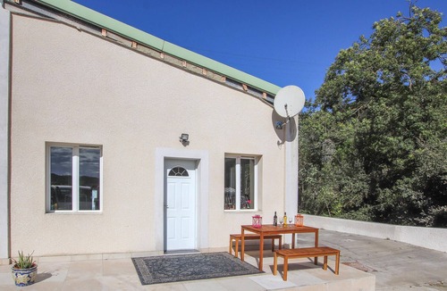 Saint-Peray House | Cozy home in St Peray with sauna