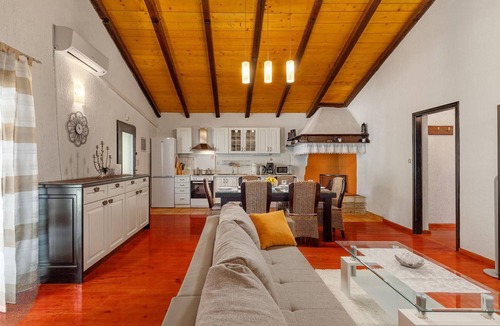 Sveti Lovrec House | Cozy home in Sv.Lovrec