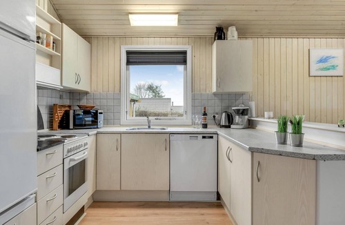 Mommark Strand House | Cozy home in Sydals with sauna