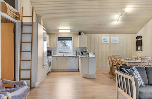 Mommark Strand House | Cozy home in Sydals with sauna
