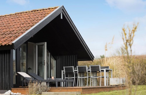 Mommark Strand House | Cozy home in Sydals with WiFi