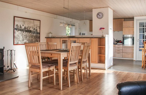 Skovmose House | Cozy home in Sydals with kitchen