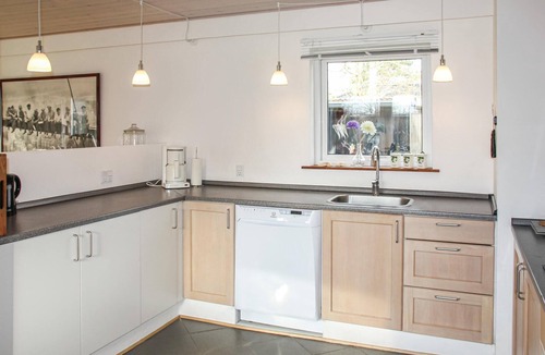 Skovmose House | Cozy home in Sydals with kitchen