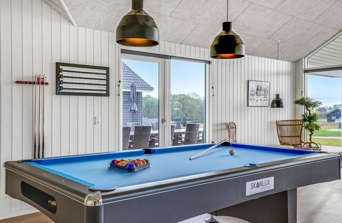 Mommark Strand House | Cozy home in Sydals with sauna