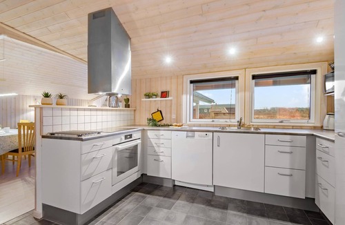 Skaven Strand House | Cozy home in Tarm with sauna