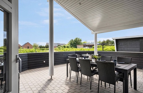 Skaven Strand House | Cozy home in Tarm with WiFi