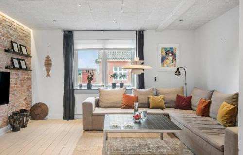Thyboron House | Cozy Home In Thyborøn With Wifi