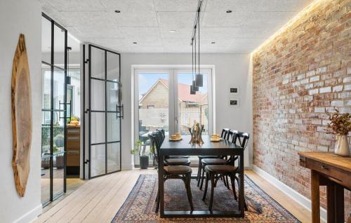 Thyboron House | Cozy Home In Thyborøn With Wifi