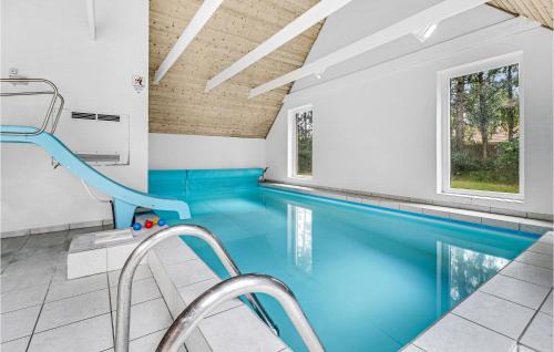 Bøtø By House | Cozy Home In Væggerløse With Sauna