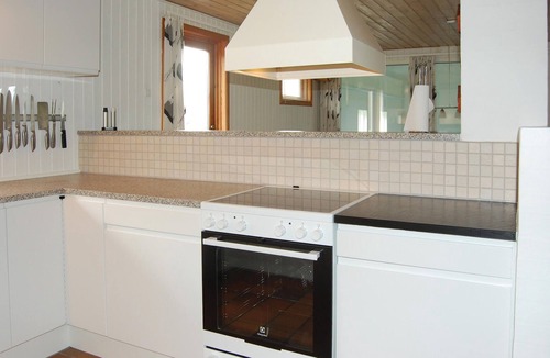 Bøtø By House | Cozy home in Væggerløse with sauna