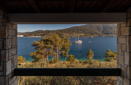 Vela Luka House | Cozy home in Vela Luka with WiFi