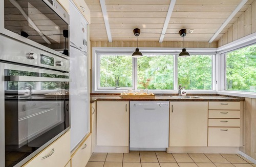 Vemb House | Cozy home in Vemb with sauna