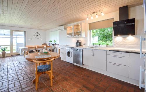Vinderup House | Cozy Home In Vinderup With Wifi