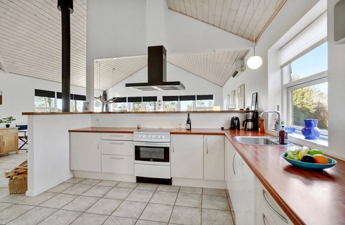 Vordingborg Municipality House | Cozy home in Vordingborg with kitchen
