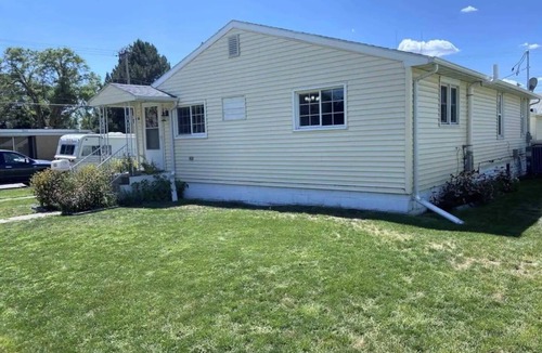 North Platte House | Cozy home just 5 mins from I80