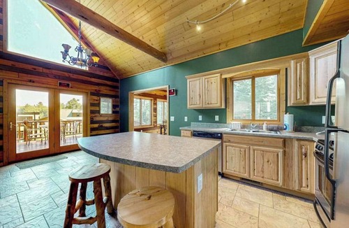 Mercer House | Cozy Home located on the Turtle Flambeau Flowage, great for all seasons!