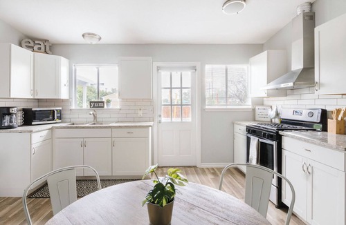 Universal City House | Cozy Home Mins From Randolph AFB, Airport, & More!