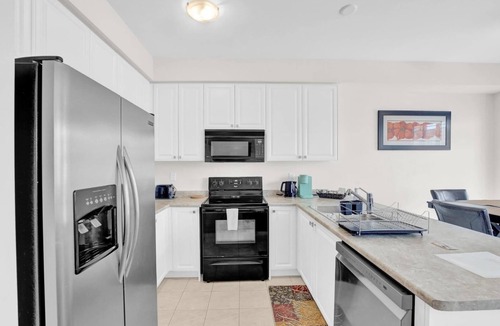 Thorold House | Cozy home minutes from Niagara Falls