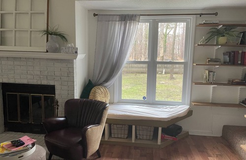 Durham House | Cozy home minutes from Duke University, Hospitals, Eno River and Downtown.