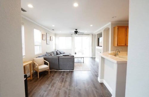 North Natomas House | Cozy Home Near Downtown Sacramento