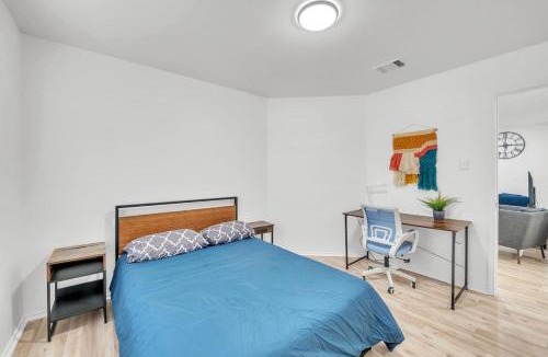 Austin House | Cozy Home Near Tesla COTA Austin Airport