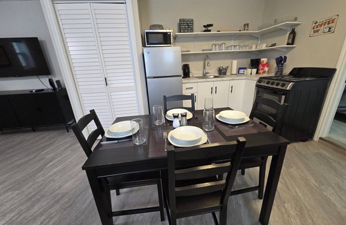Rideau Heights House | Cozy home on a quiet street minutes to downtown Kingston!