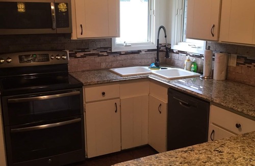 Brookeland House | Cozy Home on Lake Sam Rayburn! Top Rated in the area!