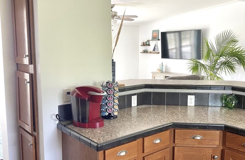 Millsboro House | Cozy Home on River- dock access