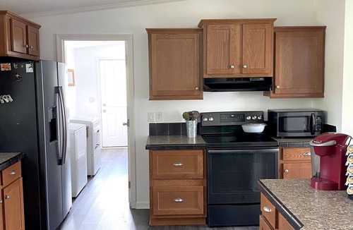 Millsboro House | Cozy Home on River- dock access