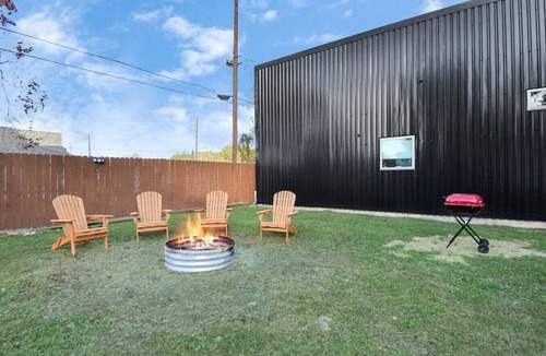 Fresno House | Cozy Home Sleeps11 High-Speed@WiFi500MBPS+
