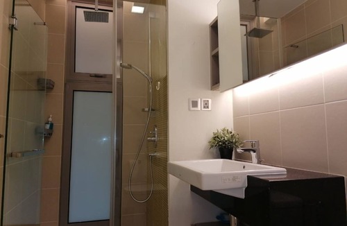 Sri Hartamas Apartment | Cozy home stay