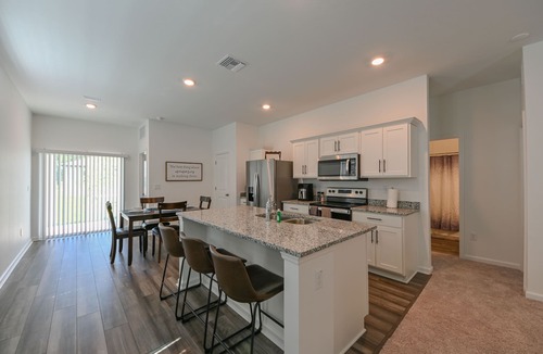 Zephyrhills West House | Cozy Home that is Pet Friendly