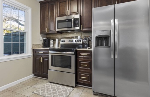 Fentress House | Cozy Home!