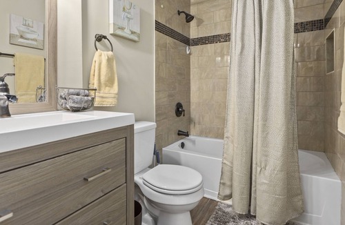 Fentress House | Cozy Home!