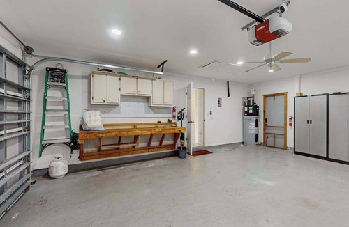 Gulf Cove House | Cozy home with private pool, lanai, central AC & washer/dryer