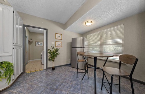 North San Antonio - SAT House | Cozy home with Pool & Game room