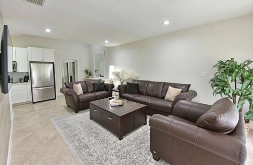 Wellington House | Cozy home with private entrance!