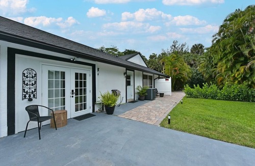 Wellington House | Cozy home with private entrance!