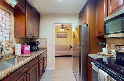 Tampa House | Cozy home with screened lanai foosball and fenced yard
