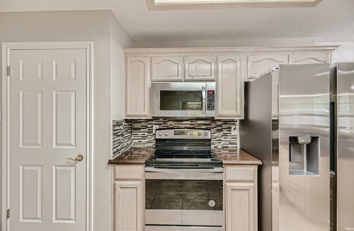 Georgetown House | Cozy Home with Spacious Backyard - by Pmi Austin Metro