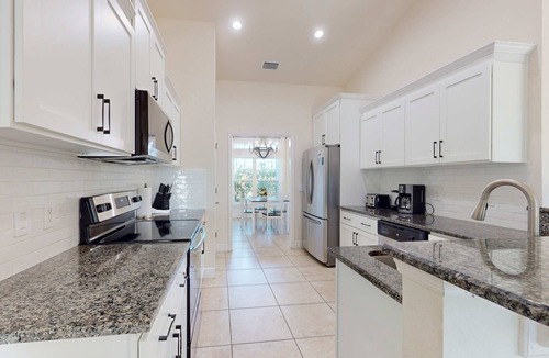 Broadmoor House | Cozy home with yard, near attractions, washer & dryer, & WIFI