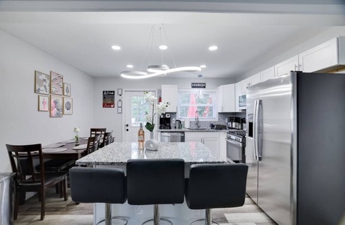 Tobyhanna House | Cozy Hot Tub 4BR Poconos Home Near All Attractions