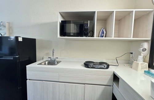 McDonough Hotel | Cozy hotel Studio in McDonough