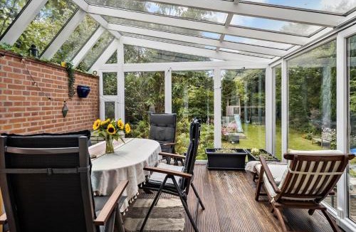 Struer Apartment | Cozy House Close to Beach and B&O