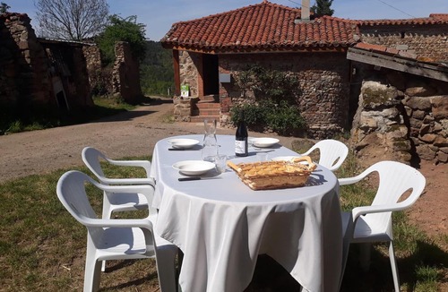 Pralong Cottage | Cozy house for 2 in Monts du Forez