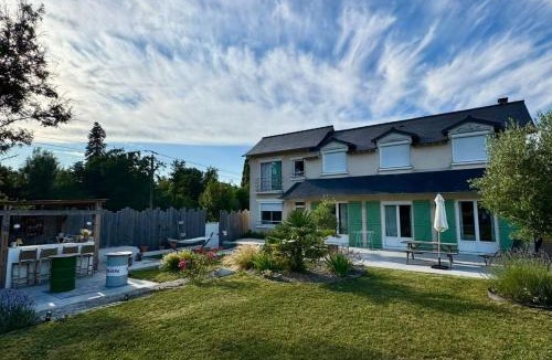 Saint-Jean-sur-Mayenne House | Cozy house next to the Mayenne River